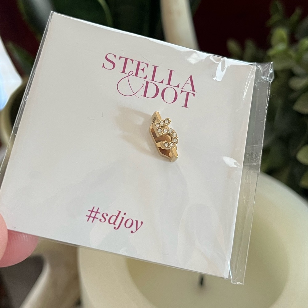 🆕 KEEP Collective, by Stella & Dot, #5 charm. Gold with pave diamonds